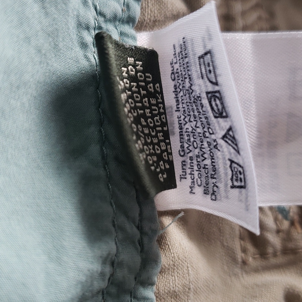 (8) Eddie Bauer Khaki Capris Cropped Cargo Hiking Gorpcore Casual Outdoor Walk - Picture 5 of 13